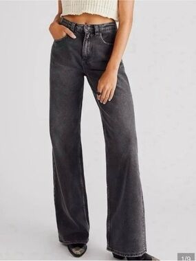 Free People Tinsley baggy high rise straight leg.